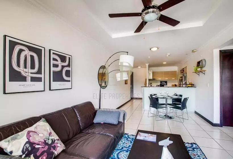 Cr Mariposa Rentals Cozy Retreat With Pool,tennis,gym,free Wifi