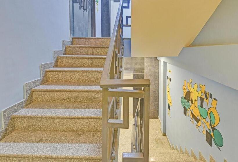 فندق Townhouse 801 The Circle