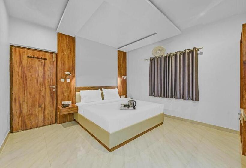 فندق Townhouse 801 The Circle