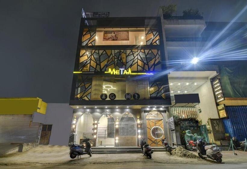 فندق Townhouse 801 The Circle