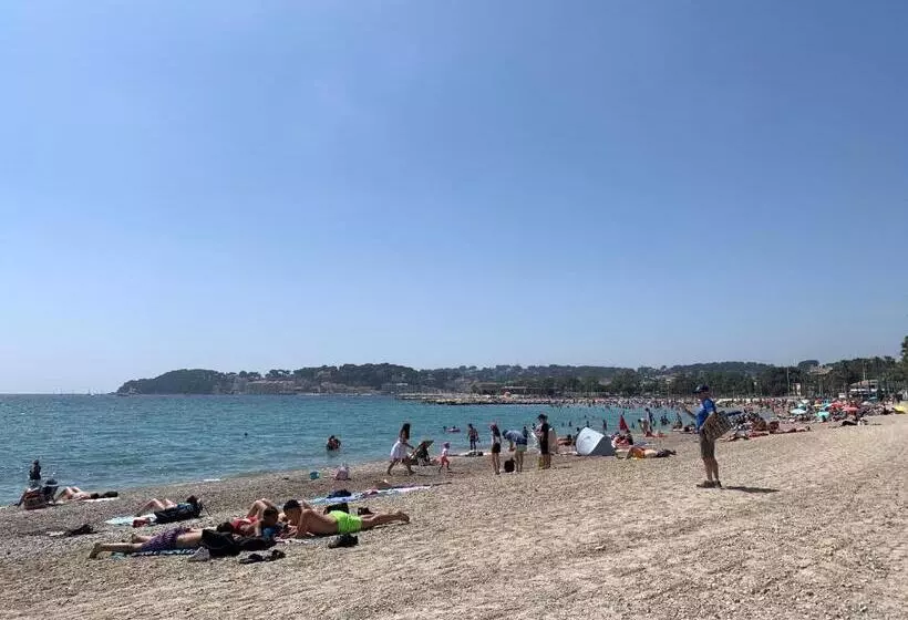 Confort Absolu à Sanary, L Appart De La Mer, Tout à Pied, Le Port, La Plage, Clim Et Garage