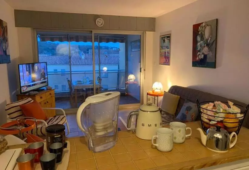 Confort Absolu à Sanary, L Appart De La Mer, Tout à Pied, Le Port, La Plage, Clim Et Garage