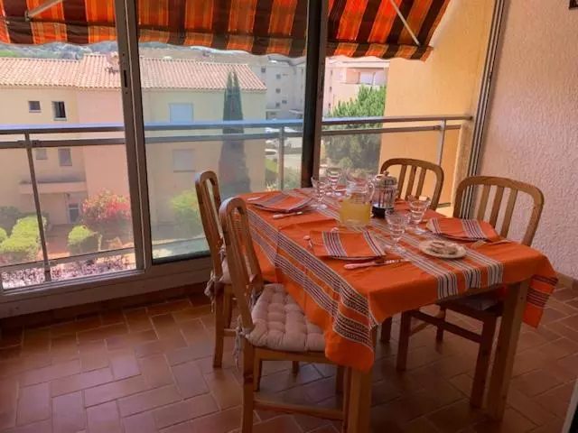 Confort Absolu à Sanary, L Appart De La Mer, Tout à Pied, Le Port, La Plage, Clim Et Garage