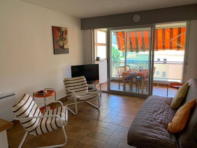 Confort Absolu à Sanary, L Appart De La Mer, Tout à Pied, Le Port, La Plage, Clim Et Garage