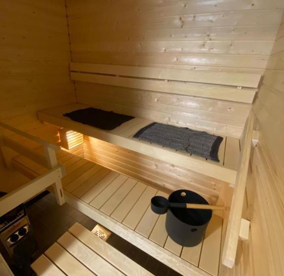 Luxury 1 Bedroom Apartment With Sauna And Sea View