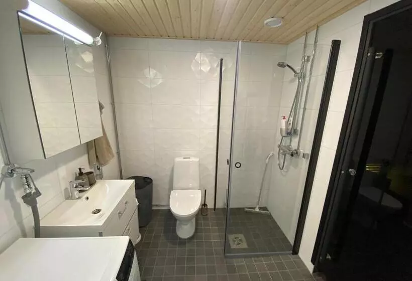 Luxury 1 Bedroom Apartment With Sauna And Sea View