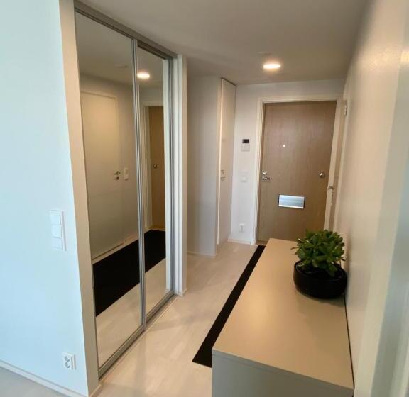 Luxury 1 Bedroom Apartment With Sauna And Sea View