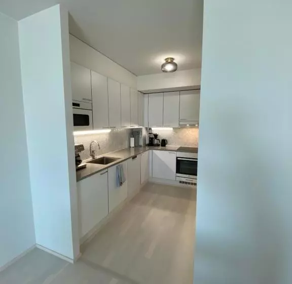 Luxury 1 Bedroom Apartment With Sauna And Sea View