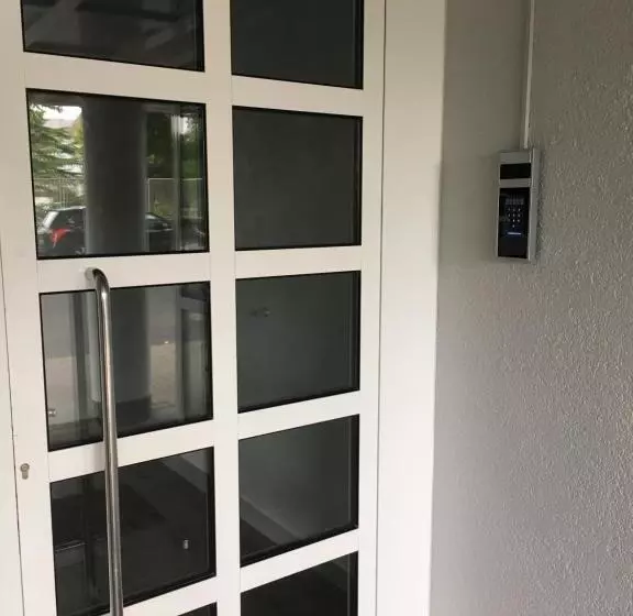 Marvel Apartment   Für Freunde & Familien, Stadtnah, Parkplatz, E Ladestation, Gitterbox Für Fahrräd