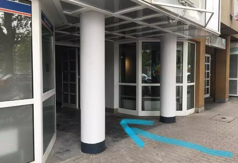 Marvel Apartment   Für Freunde & Familien, Stadtnah, Parkplatz, E Ladestation, Gitterbox Für Fahrräd
