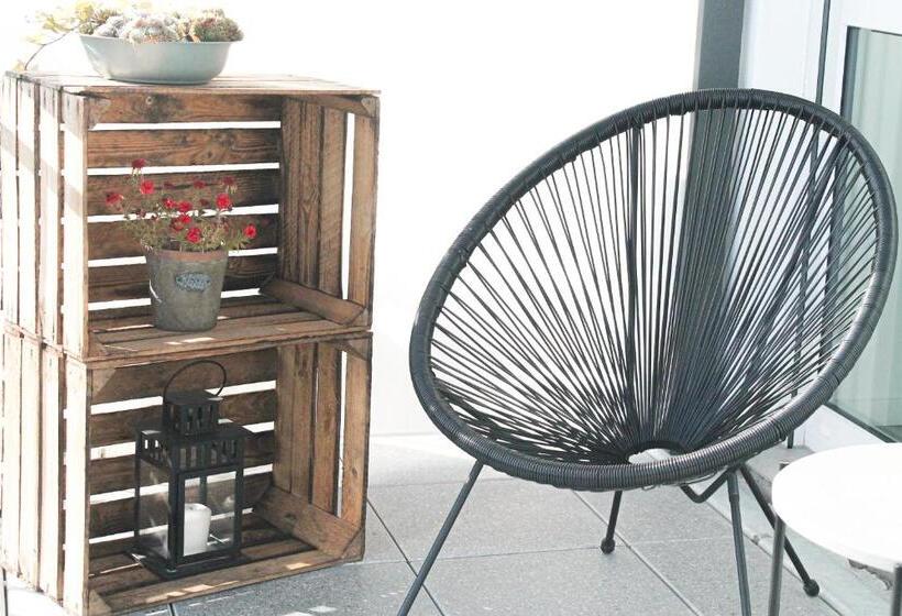 Marvel Apartment Für Freunde & Familien, Stadtnah, Parkplatz, E Ladestation, Gitterbox Für Fahrräd