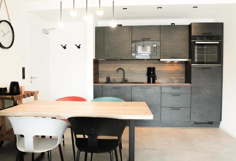 Marvel Apartment Für Freunde & Familien, Stadtnah, Parkplatz, E Ladestation, Gitterbox Für Fahrräd