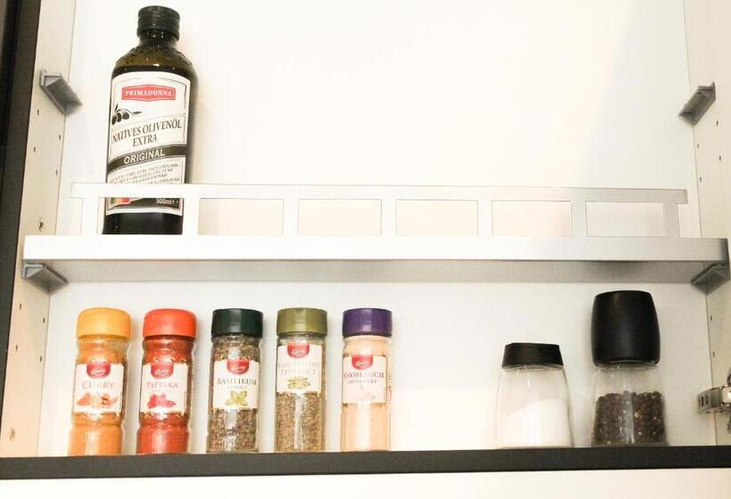 Marvel Apartment Für Freunde & Familien, Stadtnah, Parkplatz, E Ladestation, Gitterbox Für Fahrräd