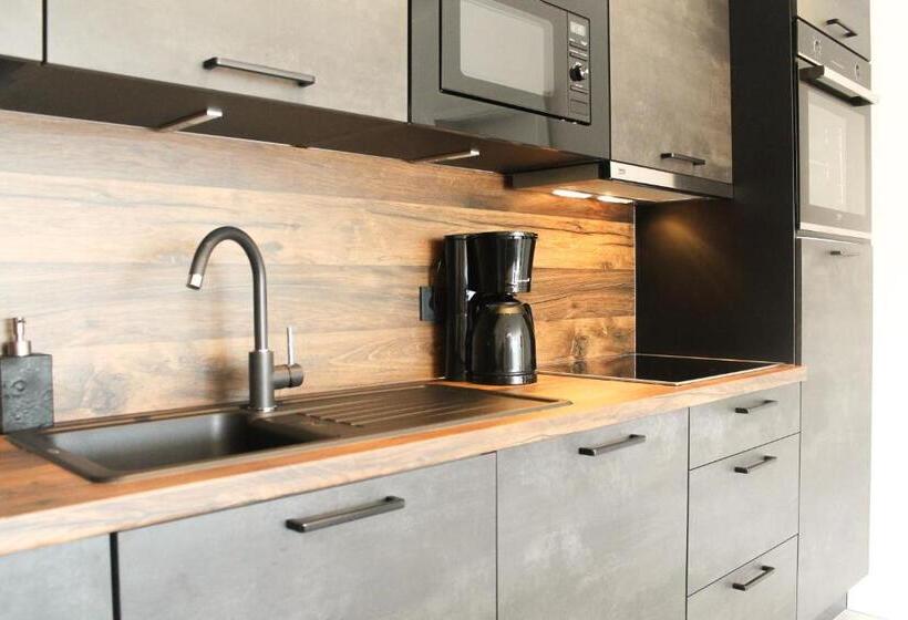 Marvel Apartment Für Freunde & Familien, Stadtnah, Parkplatz, E Ladestation, Gitterbox Für Fahrräd