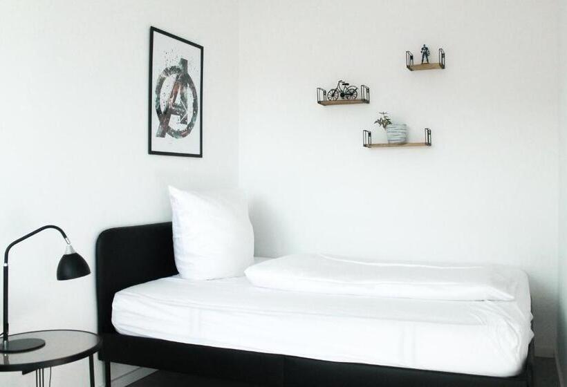 Marvel Apartment Für Freunde & Familien, Stadtnah, Parkplatz, E Ladestation, Gitterbox Für Fahrräd