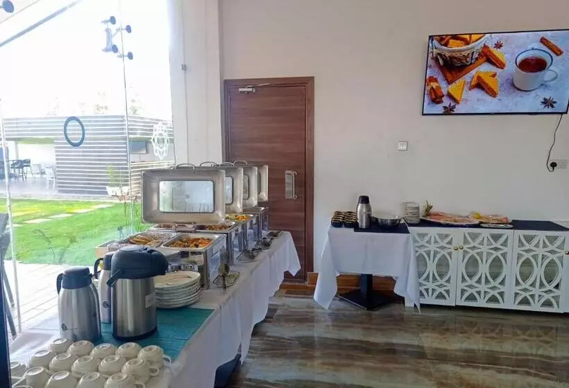 The Warwick Hotel, Nanyuki Kenya