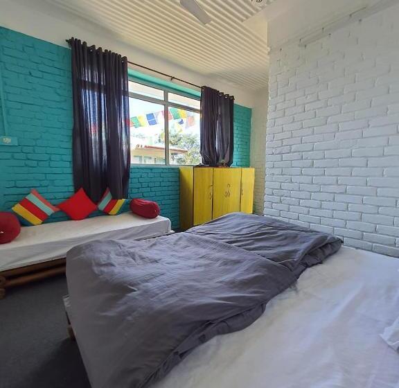 膳宿费 Barefoot Bir Coliving Coworking Cafe