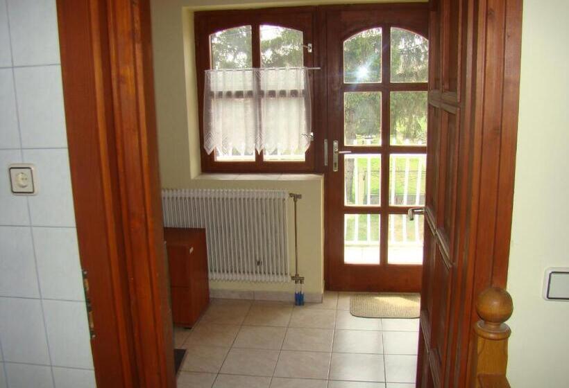 Пансион Kitti Vendégház