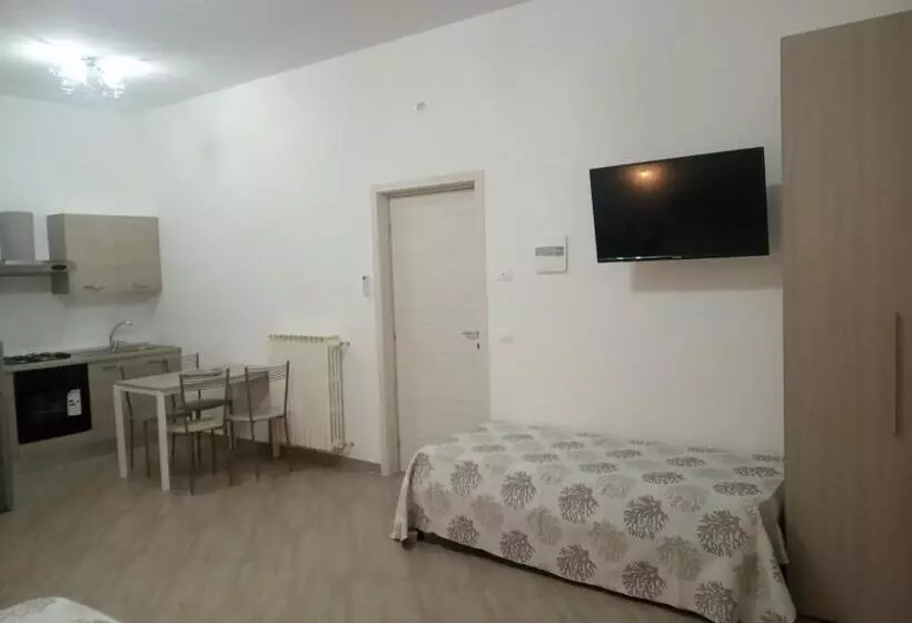 ペンション Mediterranea Guest House