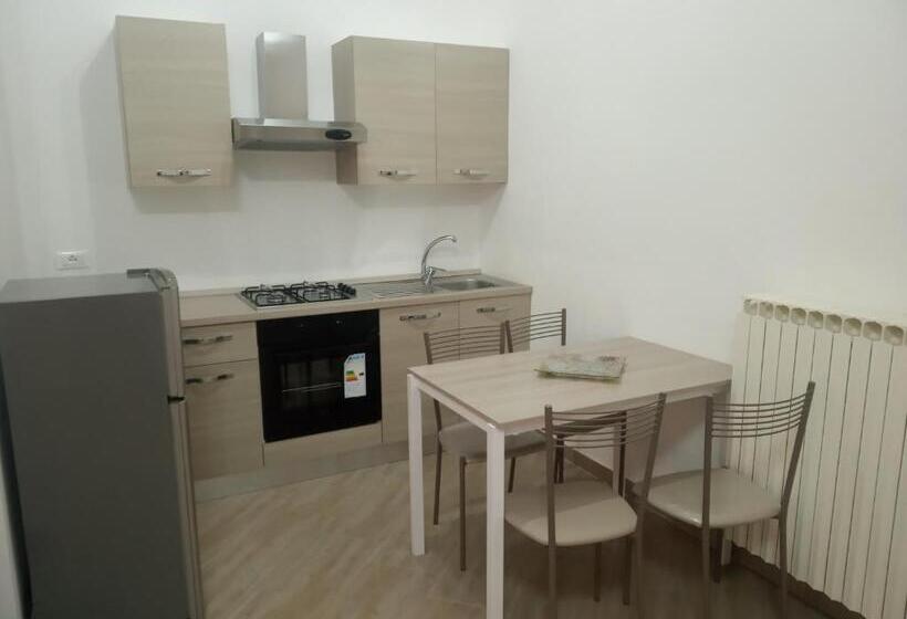 پانسیون Mediterranea Guest House