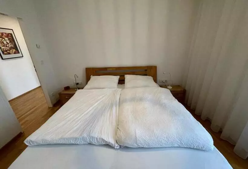 Penthouse Wohnung Am Radweg Mit Dachterasse