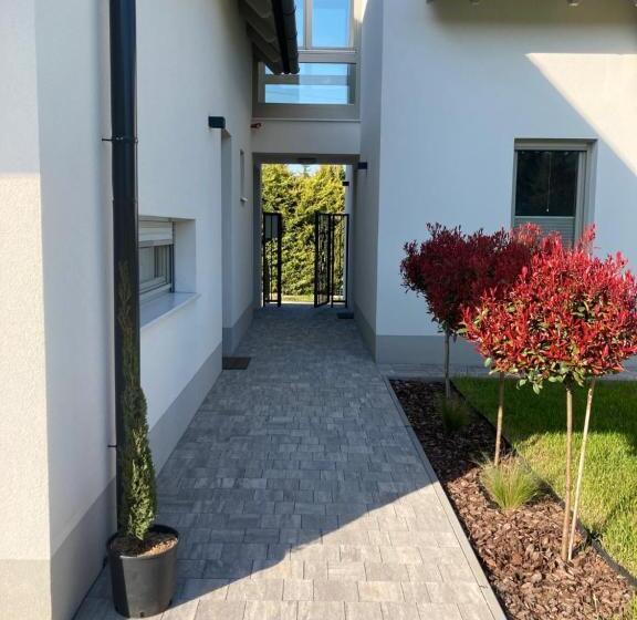 Rizling Apartmanház Balatonalmádi