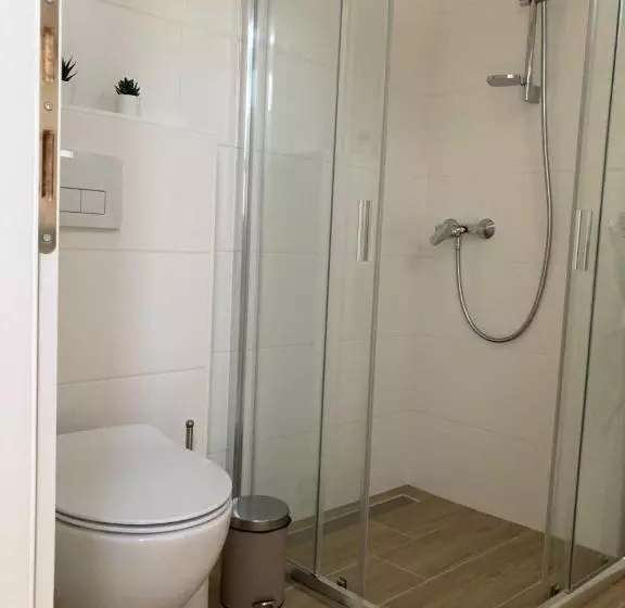 Rizling Apartmanház Balatonalmádi