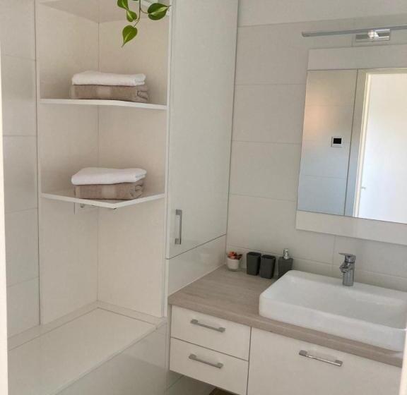 Rizling Apartmanház Balatonalmádi