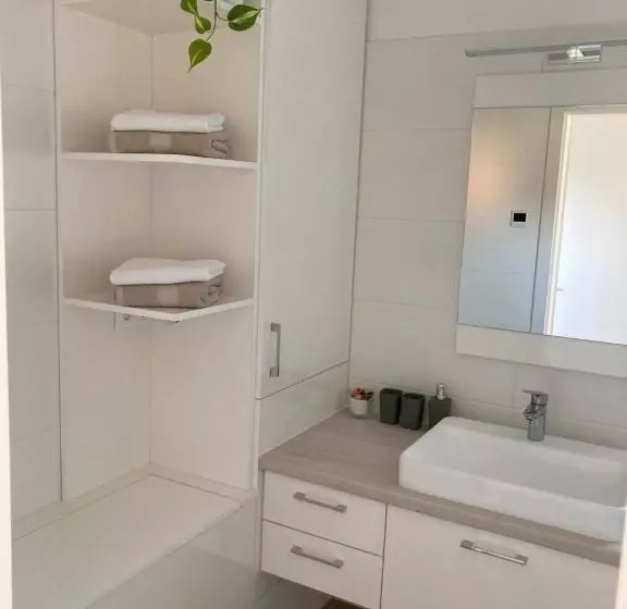 Rizling Apartmanház Balatonalmádi