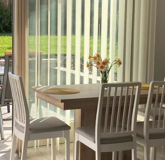 Rizling Apartmanház Balatonalmádi