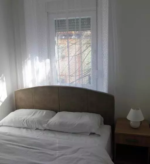 Apartmani 15