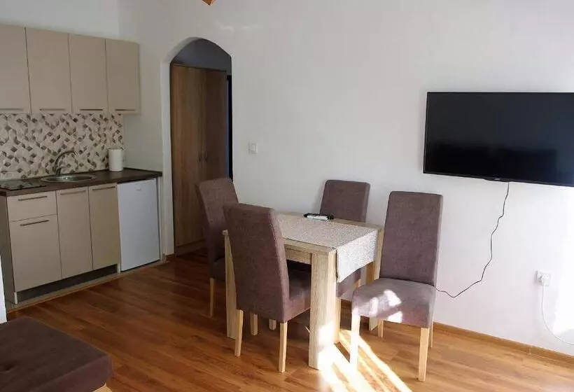 Apartmani 15