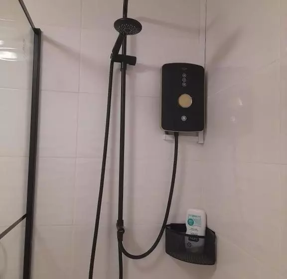 Glastonbury Town Center Entire Apartment