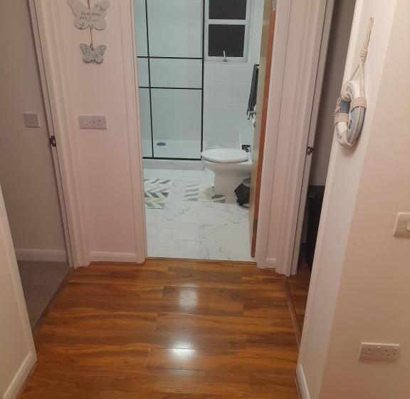 Glastonbury Town Center Entire Apartment