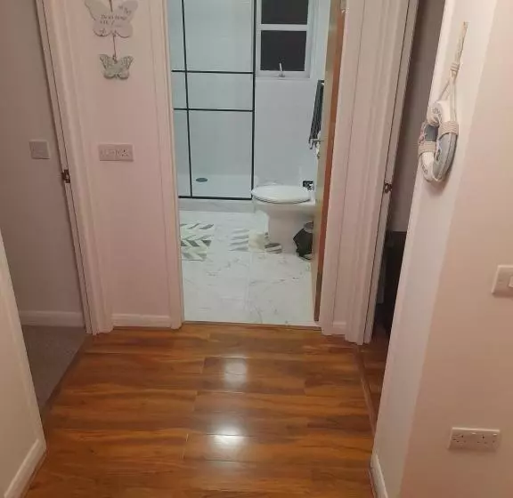 Glastonbury Town Center Entire Apartment