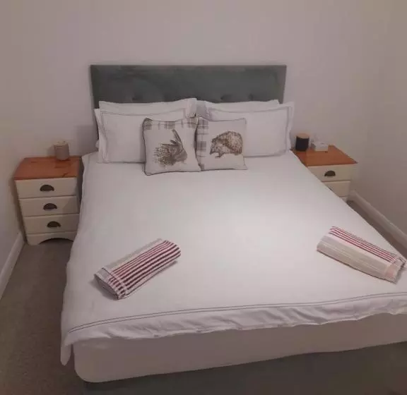 Glastonbury Town Center Entire Apartment