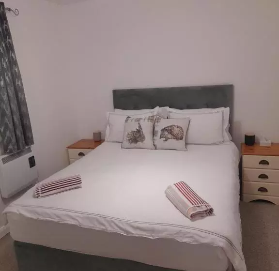 Glastonbury Town Center Entire Apartment