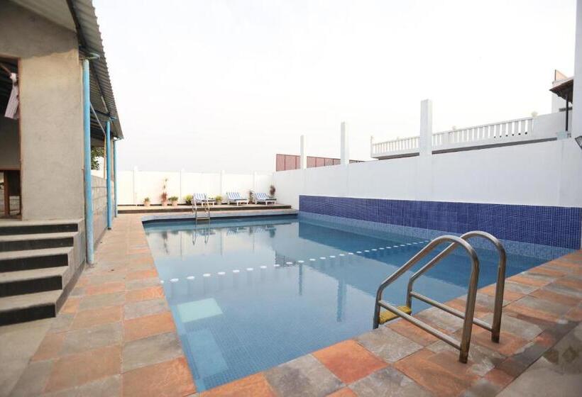 בית מלון כפרי Bay Treasure