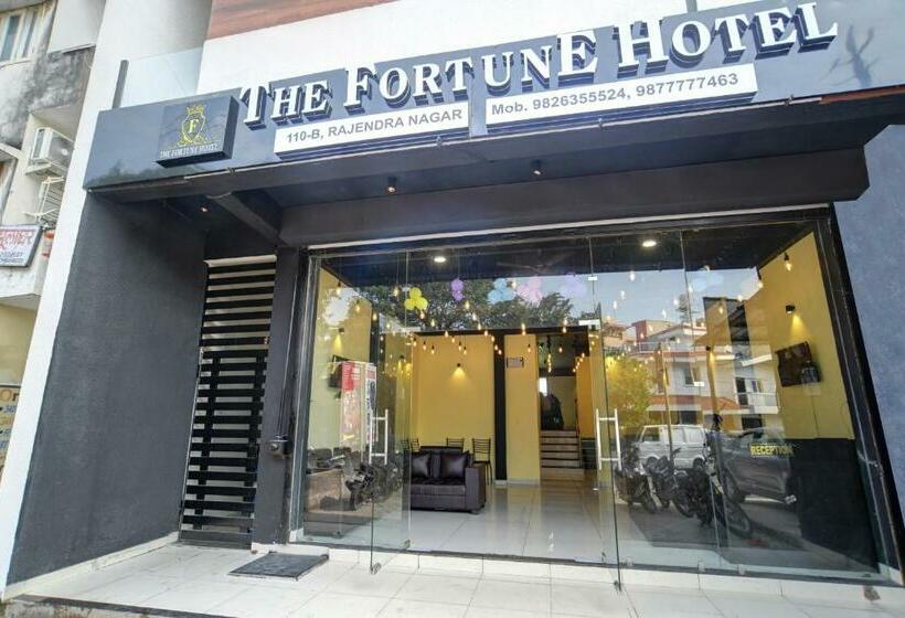 ホテル Capital O The Fortune