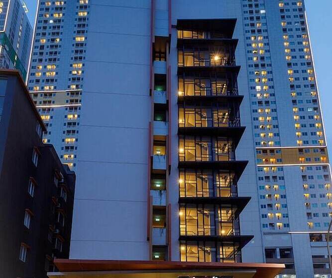 בית מלון כפרי Joylive Bsd City