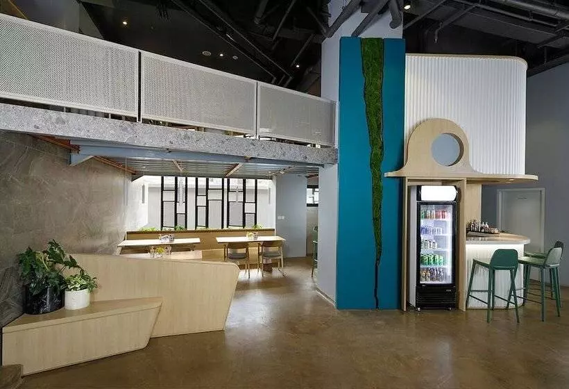 Hotelli Joylive Bsd City