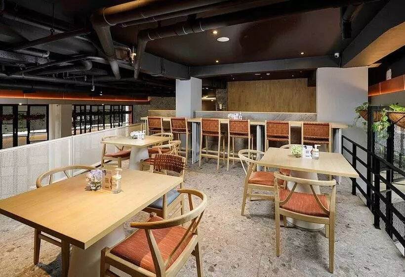 Hotelli Joylive Bsd City