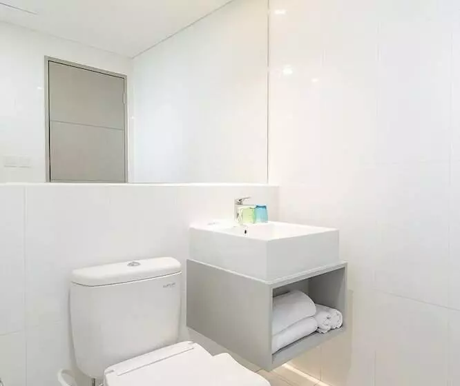 Hotelli Joylive Bsd City