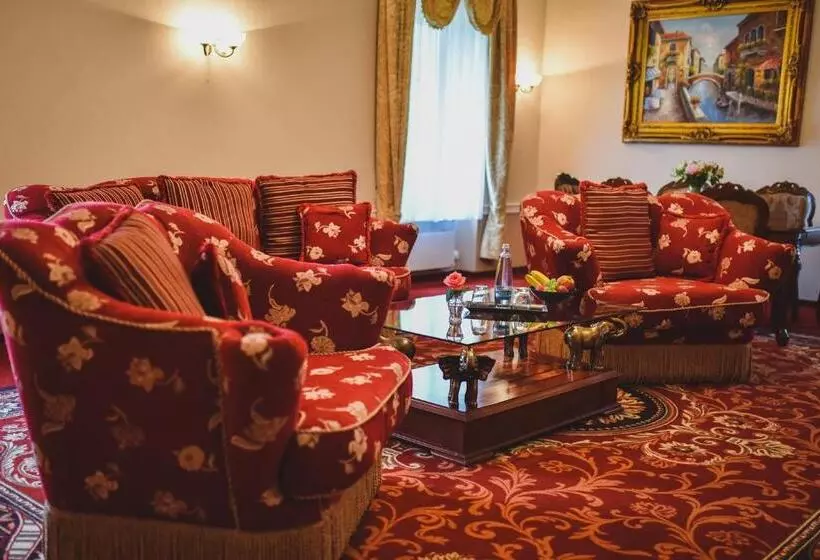 Hotelli Zámek Kamenný Dvůr