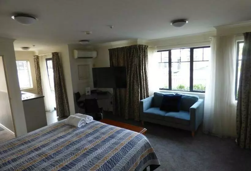 Motelli Sahara Deluxe Studios