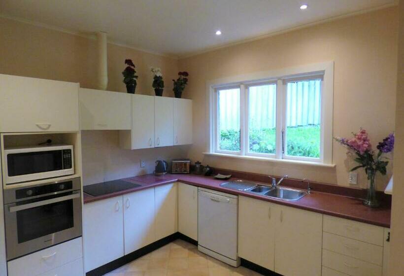 Motel Sahara Deluxe Studios