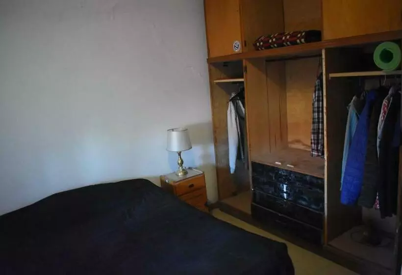 پانسیون Hostel Iv Estaciones