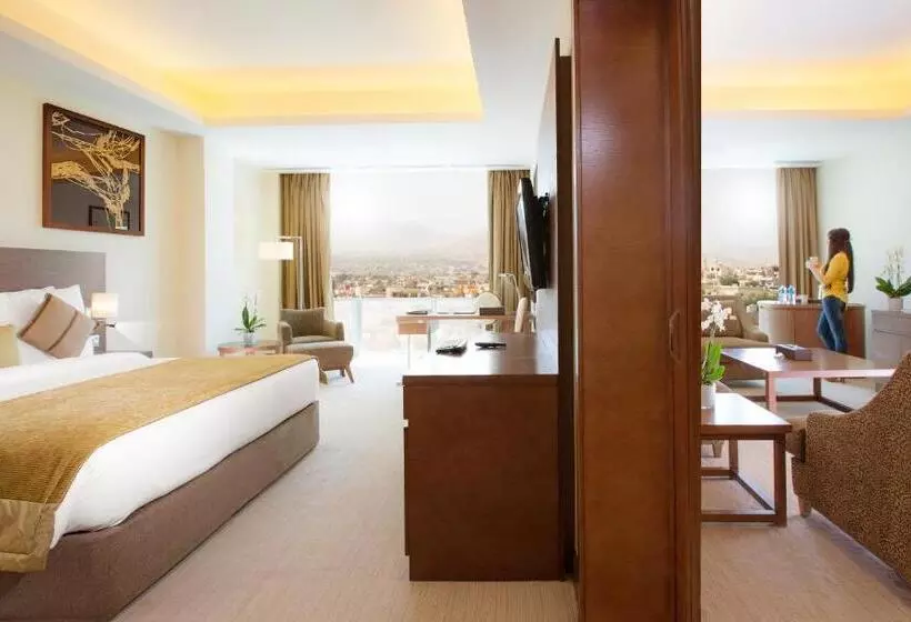 Copthorne Hotel Baranan