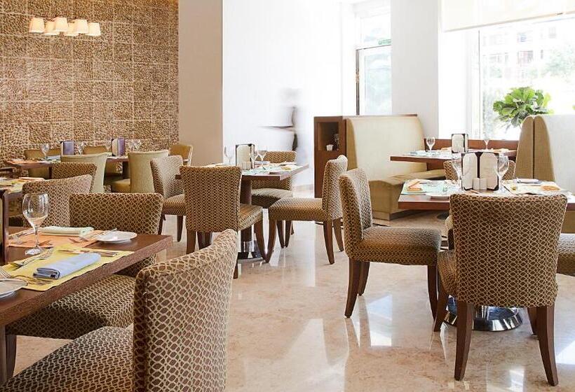 Copthorne Hotel Baranan