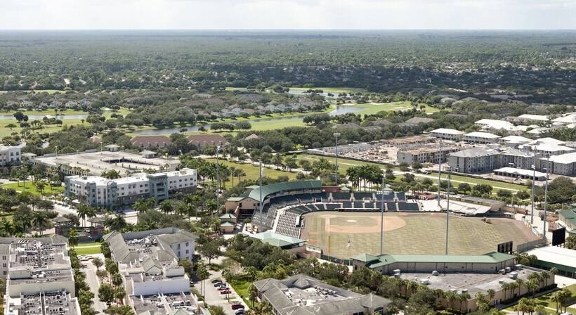 Отель Courtyard By Marriott Palm Beach Jupiter